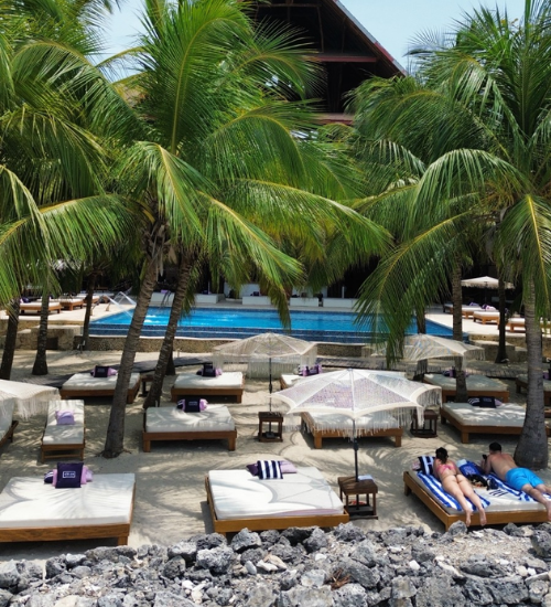 Atolon Beach Club