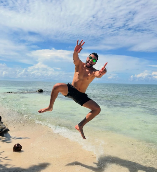 Isla Mucura Terrestre by Land